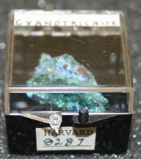 Cyanotrichite