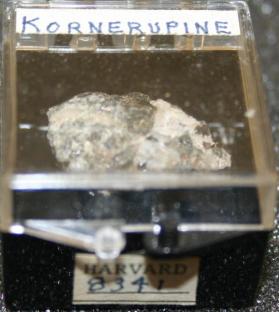 KORNERUPINE