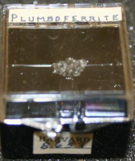 Plumboferrite