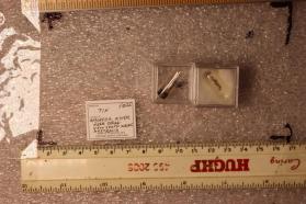 Tin (2 pieces)Specimens)