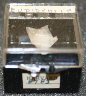 Eudidymite