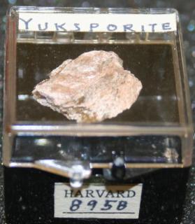 Yuksporite