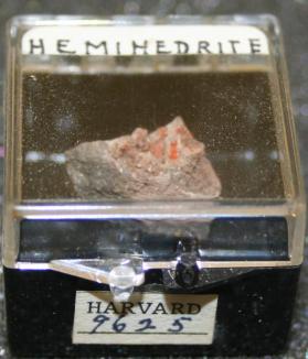 Hemihedrite