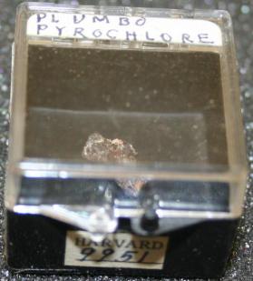 Plumbopyrochlore