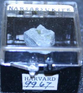 Narsarsukite
