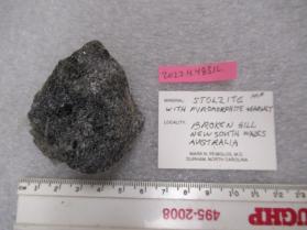 Stolzite with Pyromorphite