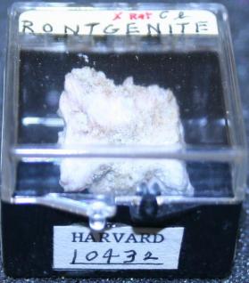 Röntgenite-(Ce)