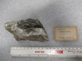 Apophyllite with CALCITE
