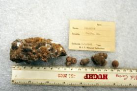 Hemimorphite, radiating crystal groups