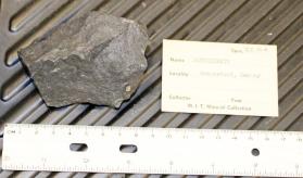Massive Berthierite