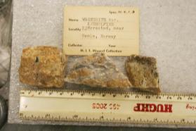 Wagnerite var. Kjerulfine