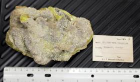Sulfur coated with Celestine crystals