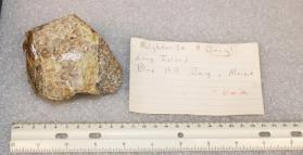 Beryl and Molybdenite in Granite