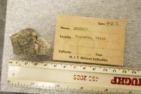 Anatase crystals on matrix