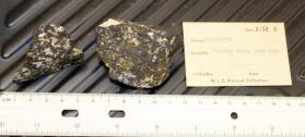 Domeykite in Quartz