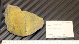 Greenockite coating on matrix