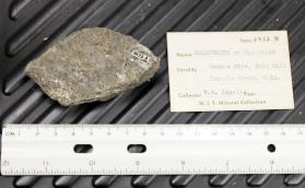 Calaverite on Phonolite