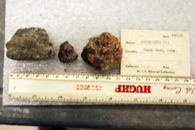 Arsenolite (?)