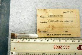 Sernarmontite, loose crystals in vile