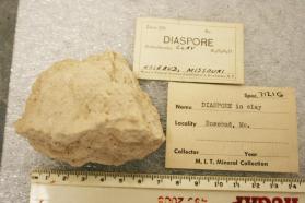 Diaspore in Clay