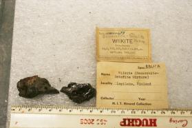 Samarskite (mixed with Betafite) var. Wiikite