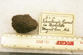 Schorlomite in Nepheline